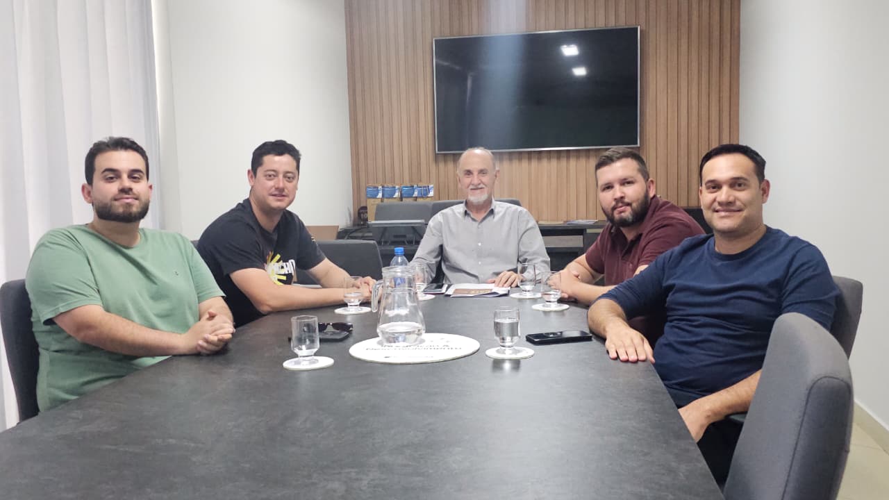 Café Empresarial inaugura projeto que aproxima Legislativo e sociedade.