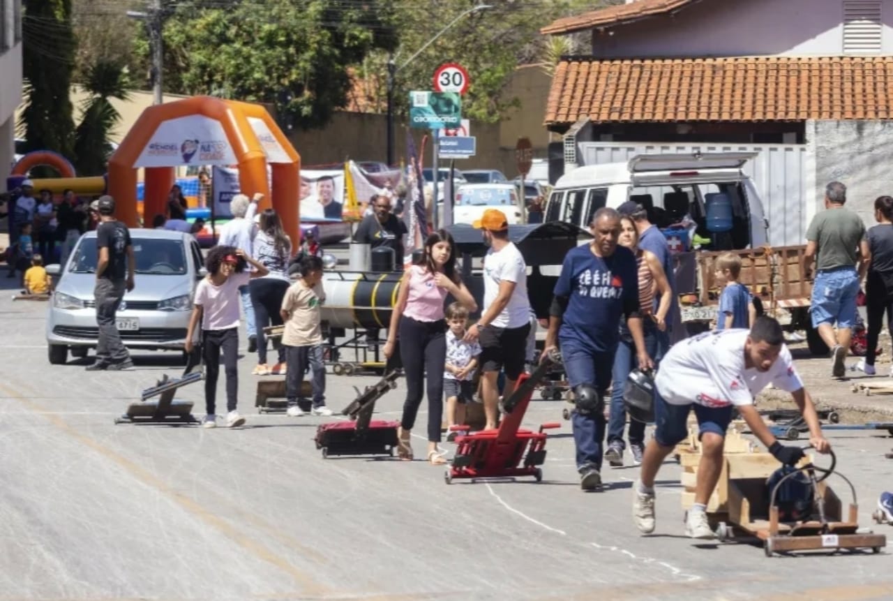 Carrinho de rolimã vira esporte e entra na agenda cultural do município.