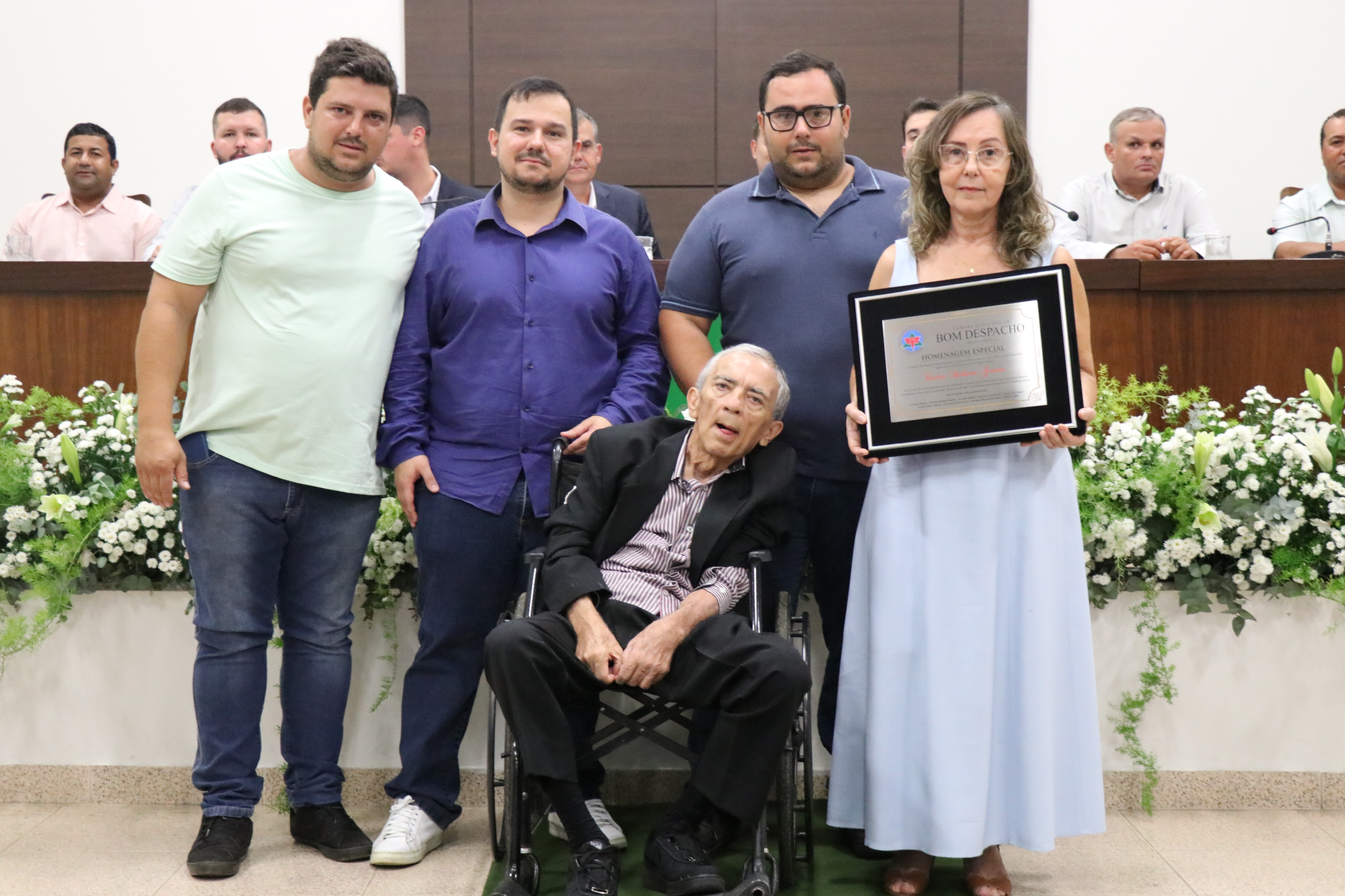 Reconhecimento a história de quem ajudou a construir Bom Despacho.